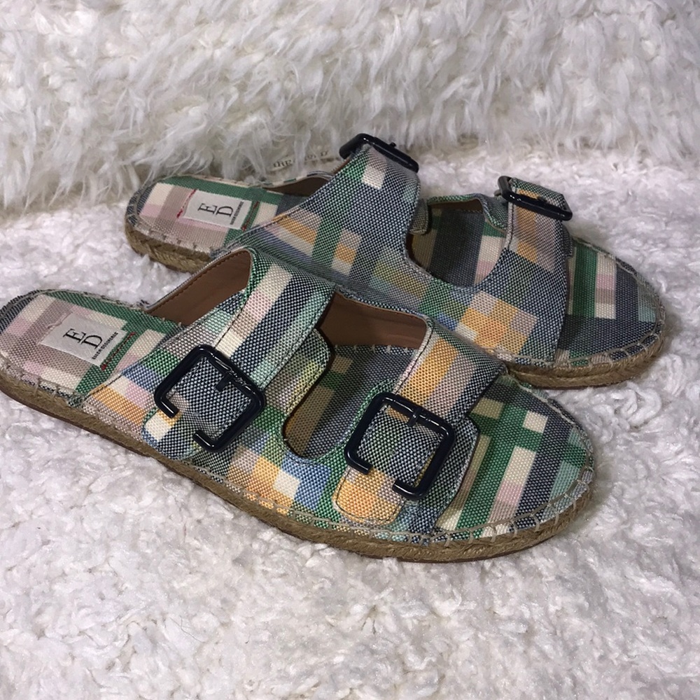 Ellen Degeneres Sadie slides - SZ 9.5 - NWT
